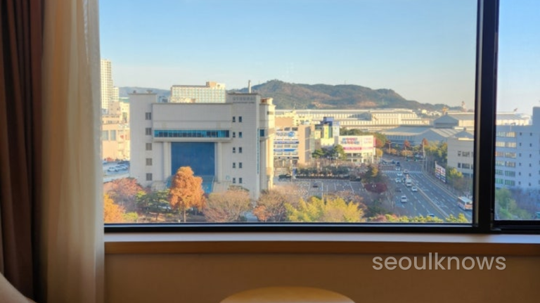 Hotel Hyundai by Lahan Ulsan