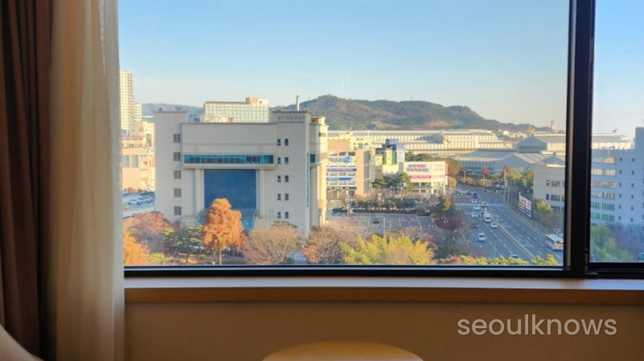 Hotel Hyundai by Lahan Ulsan