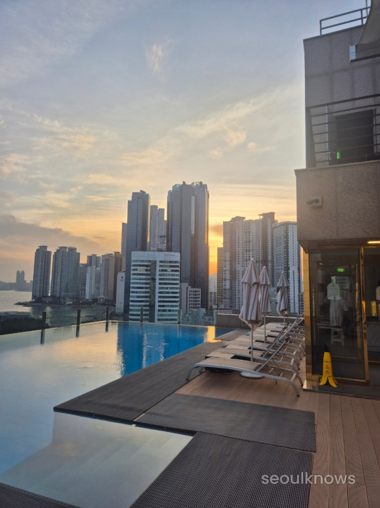Baymond Hotel rooftop pool and Haeundae view