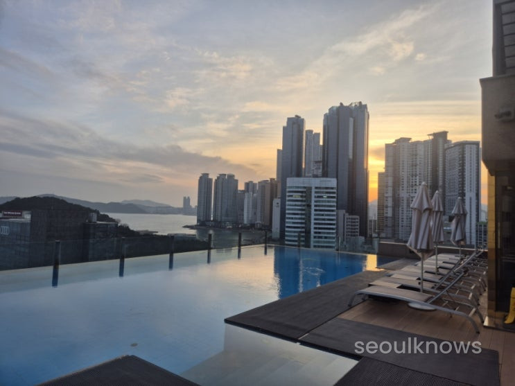 Baymond Hotel rooftop pool and Haeundae view