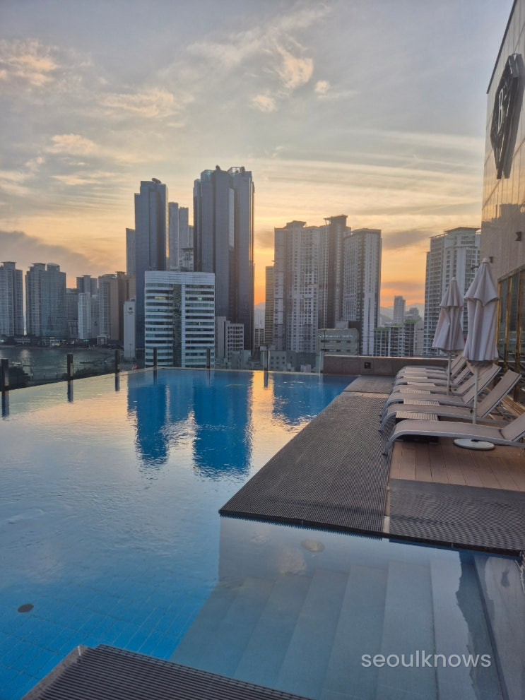 Baymond Hotel rooftop pool and Haeundae view