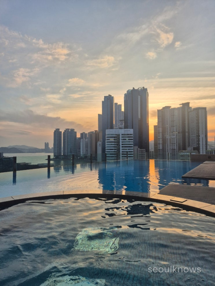 Baymond Hotel rooftop pool and Haeundae view