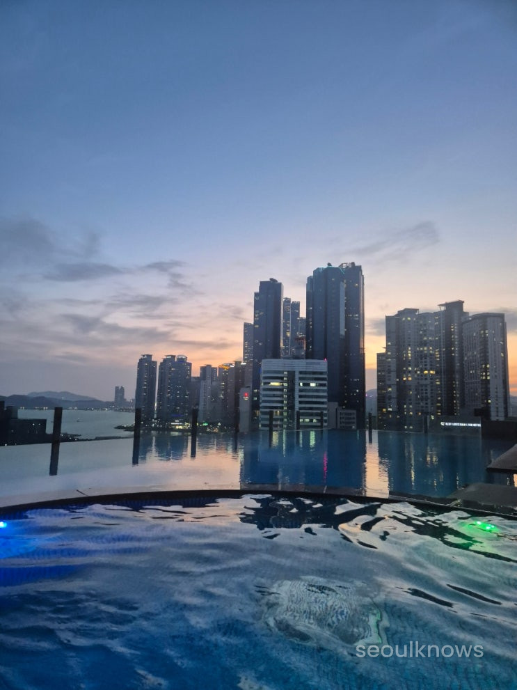 Baymond Hotel rooftop pool and Haeundae view