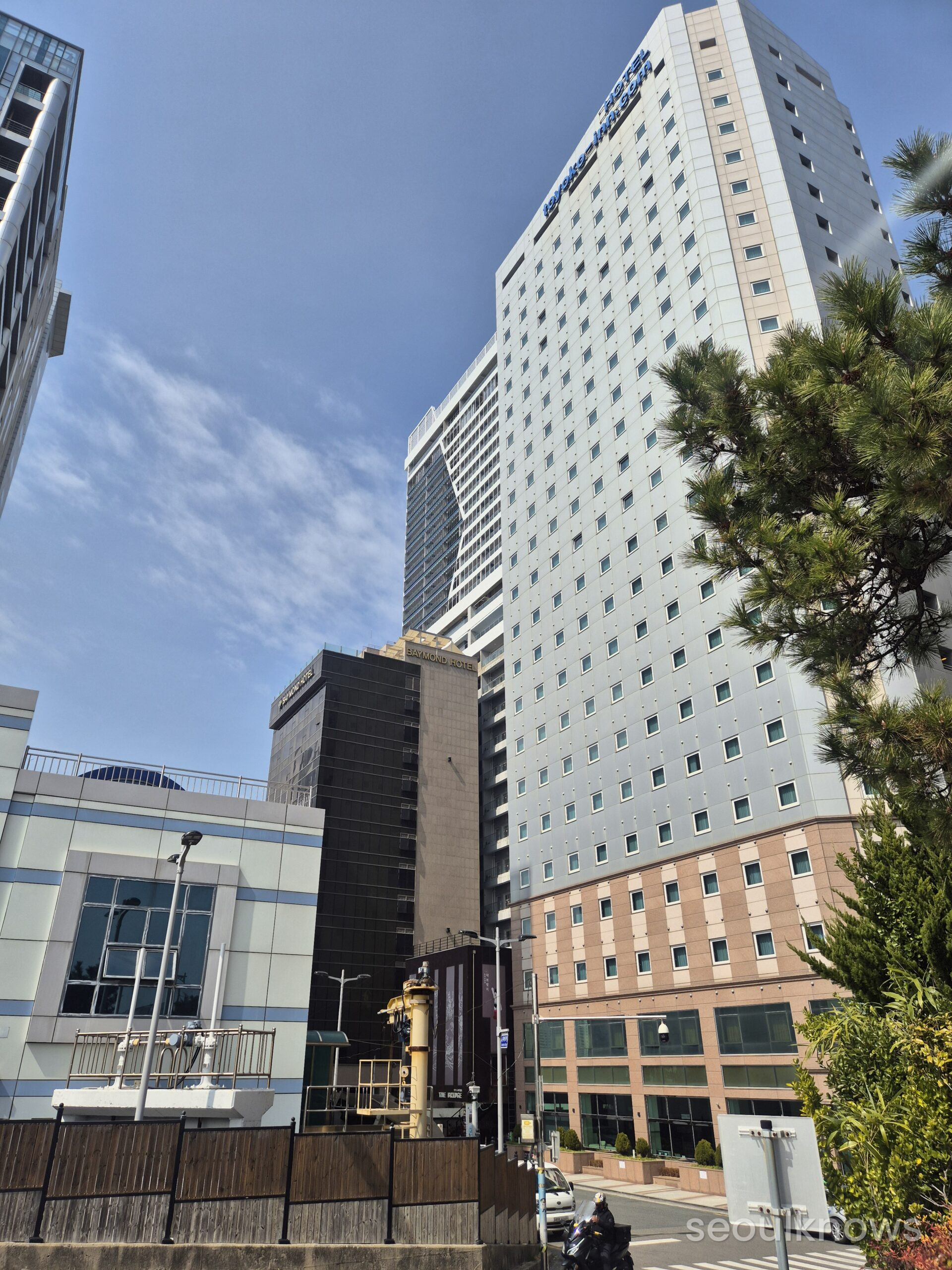 Baymond Hotel Haeundae exterior street view