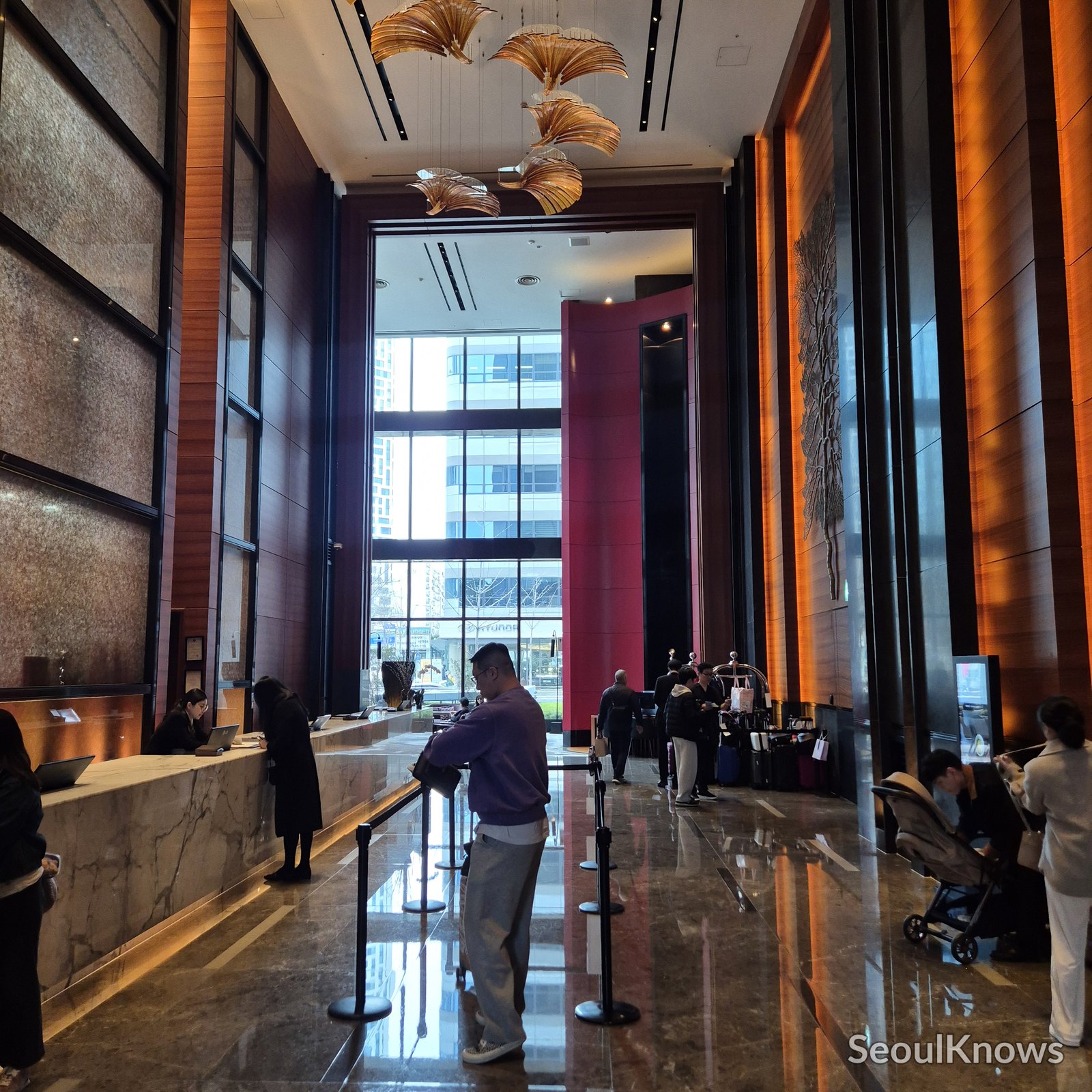Conrad Seoul lobby