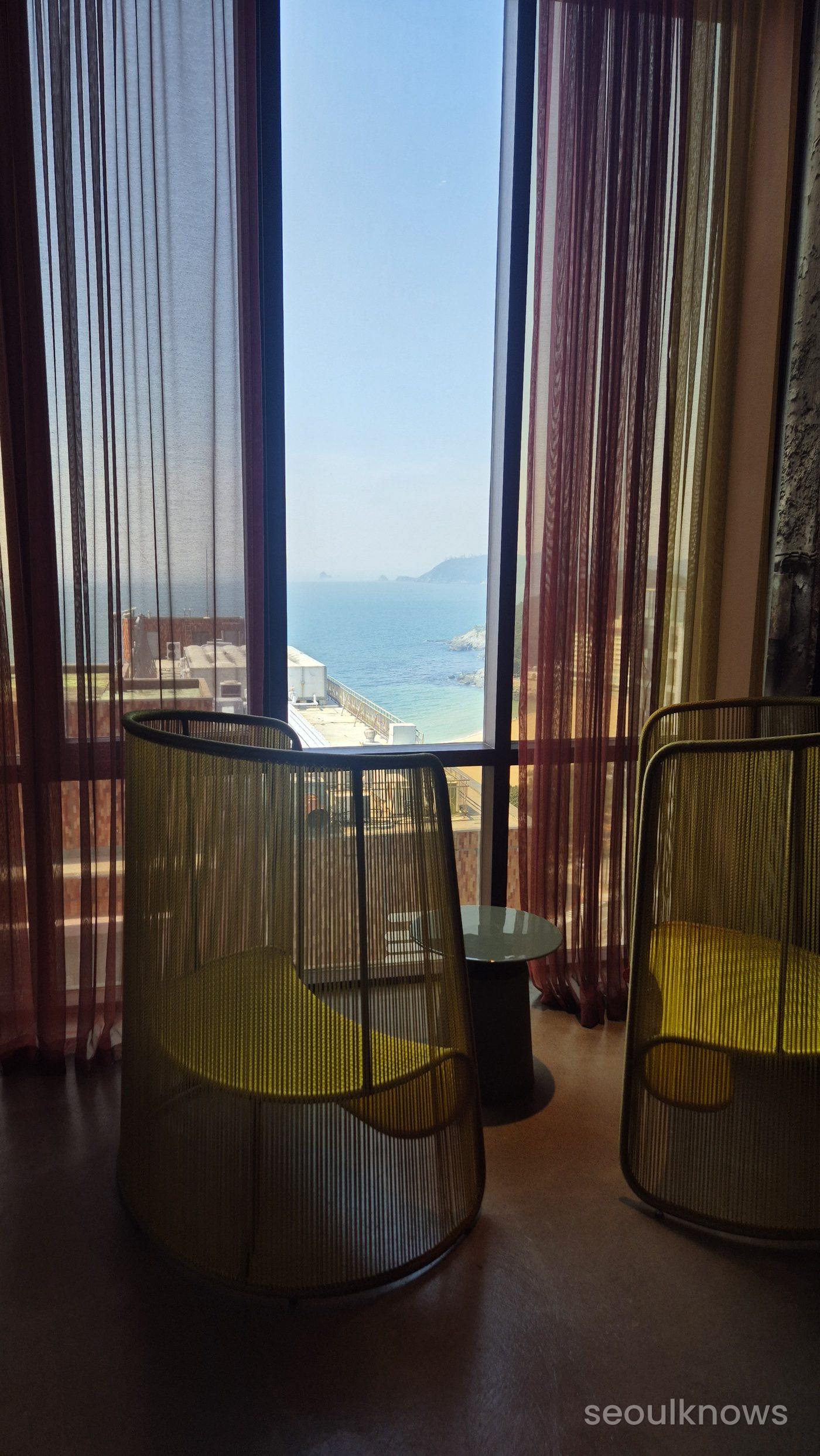 Ocean-view seating