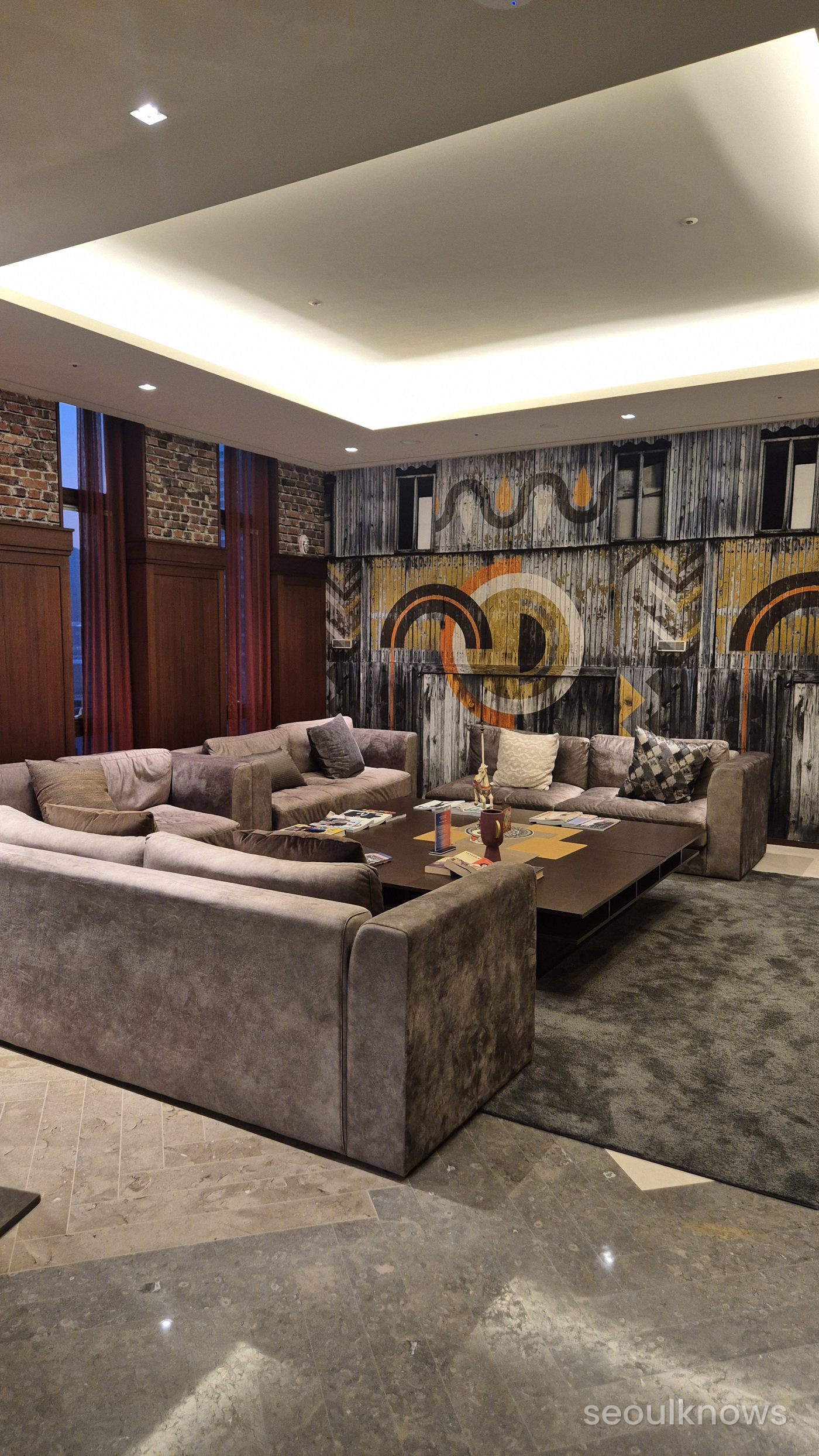 Lounge sofa area