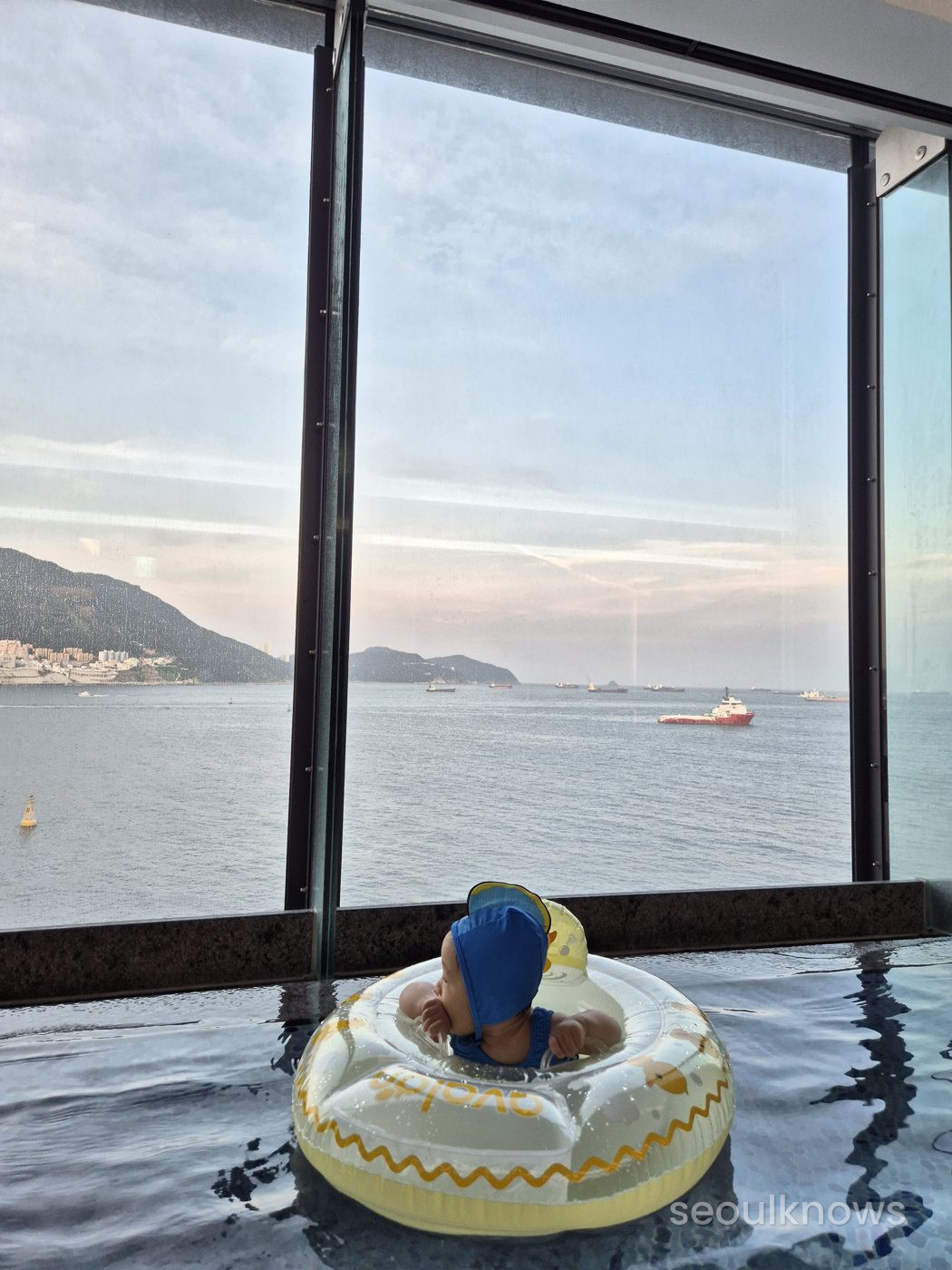 Toddler float at the Wyndham Grand Busan pool