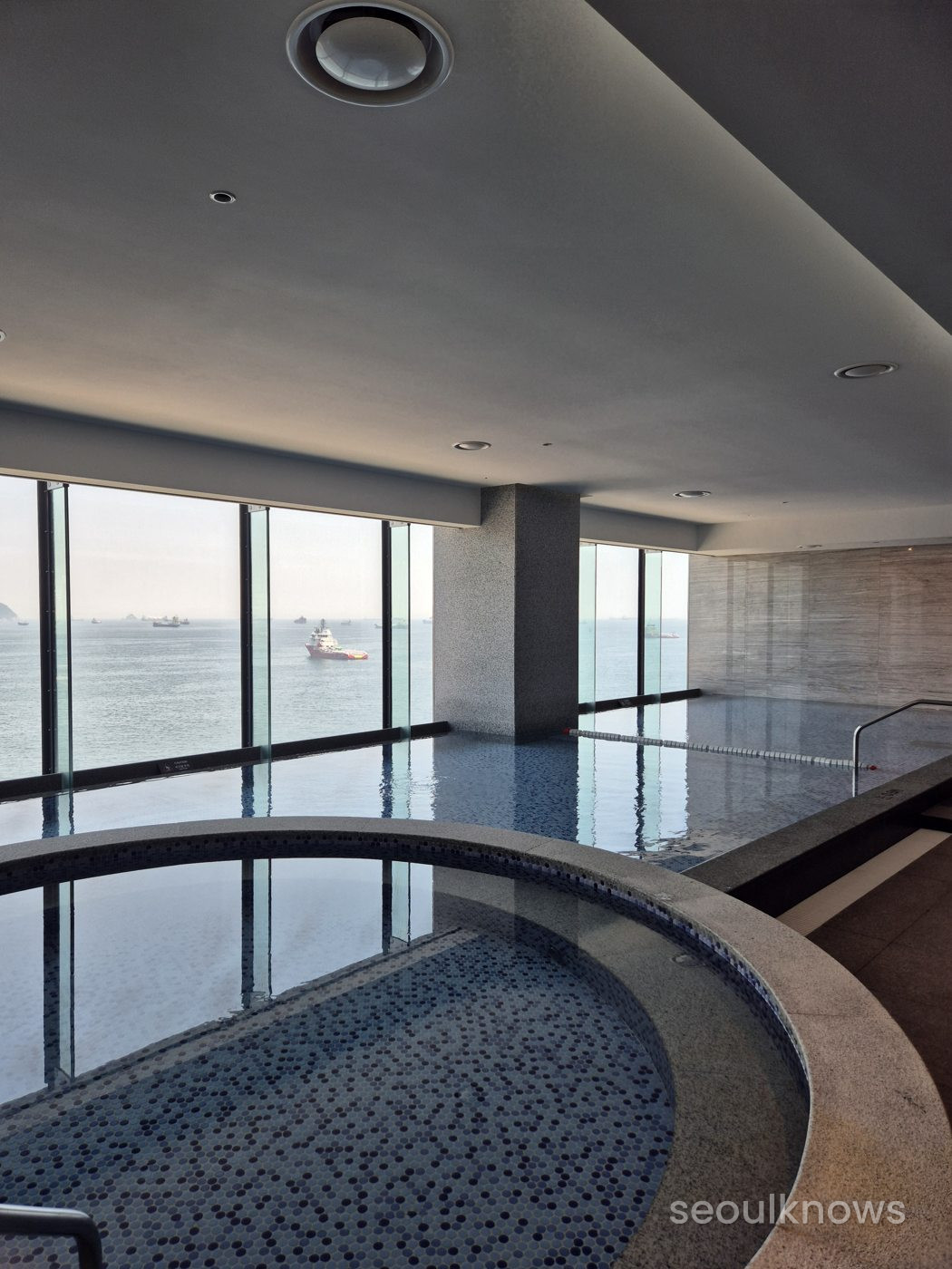 Wyndham Grand Busan pool with ocean view