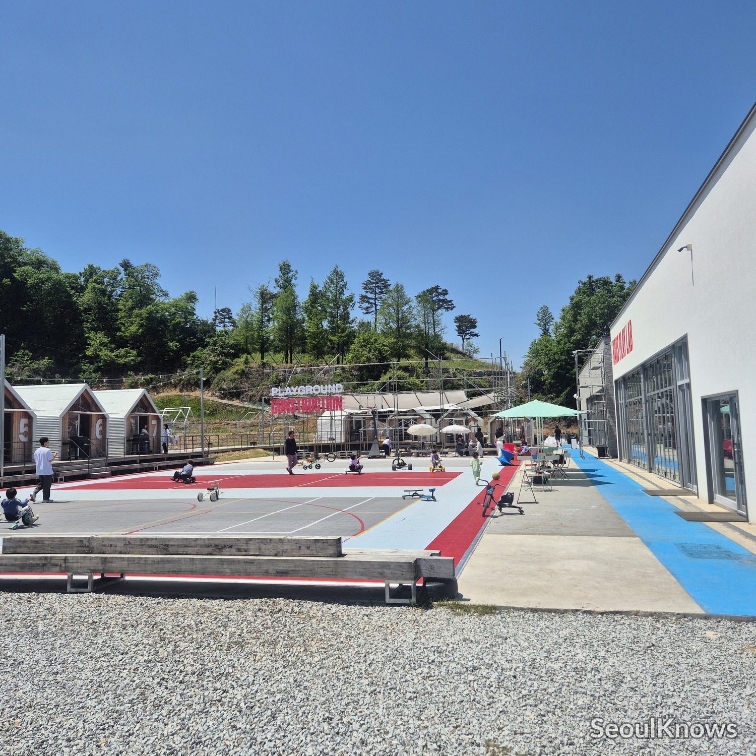 HAUS PLAY LAB wide play court