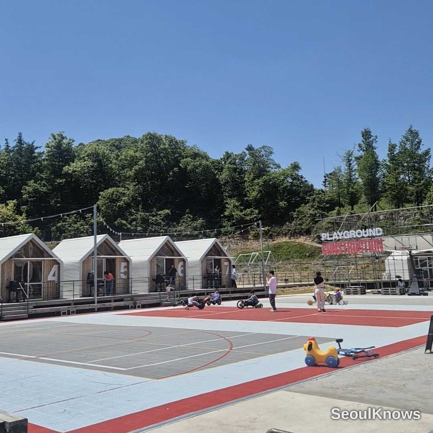 HAUS PLAY LAB play court overview
