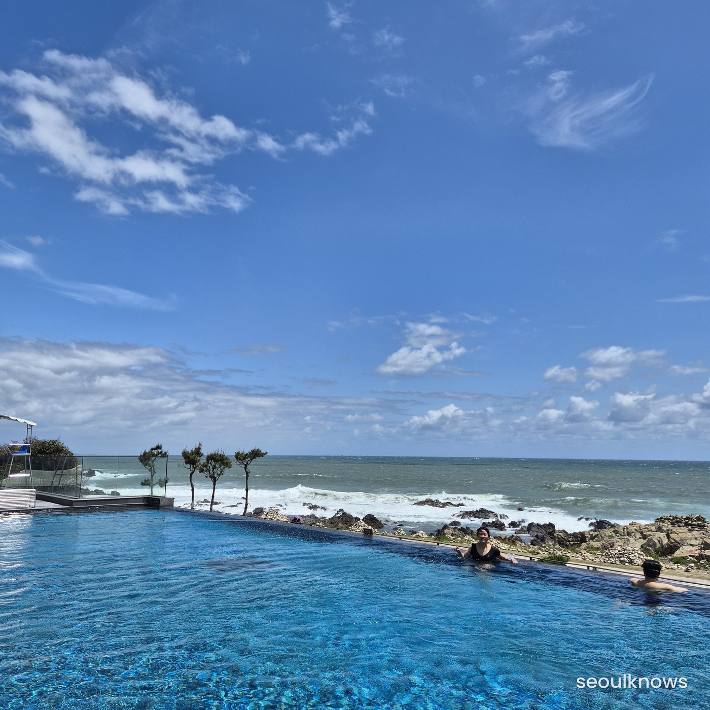 Ocean infinity pool overlooking the East Sea at Ananti at Busan Cove