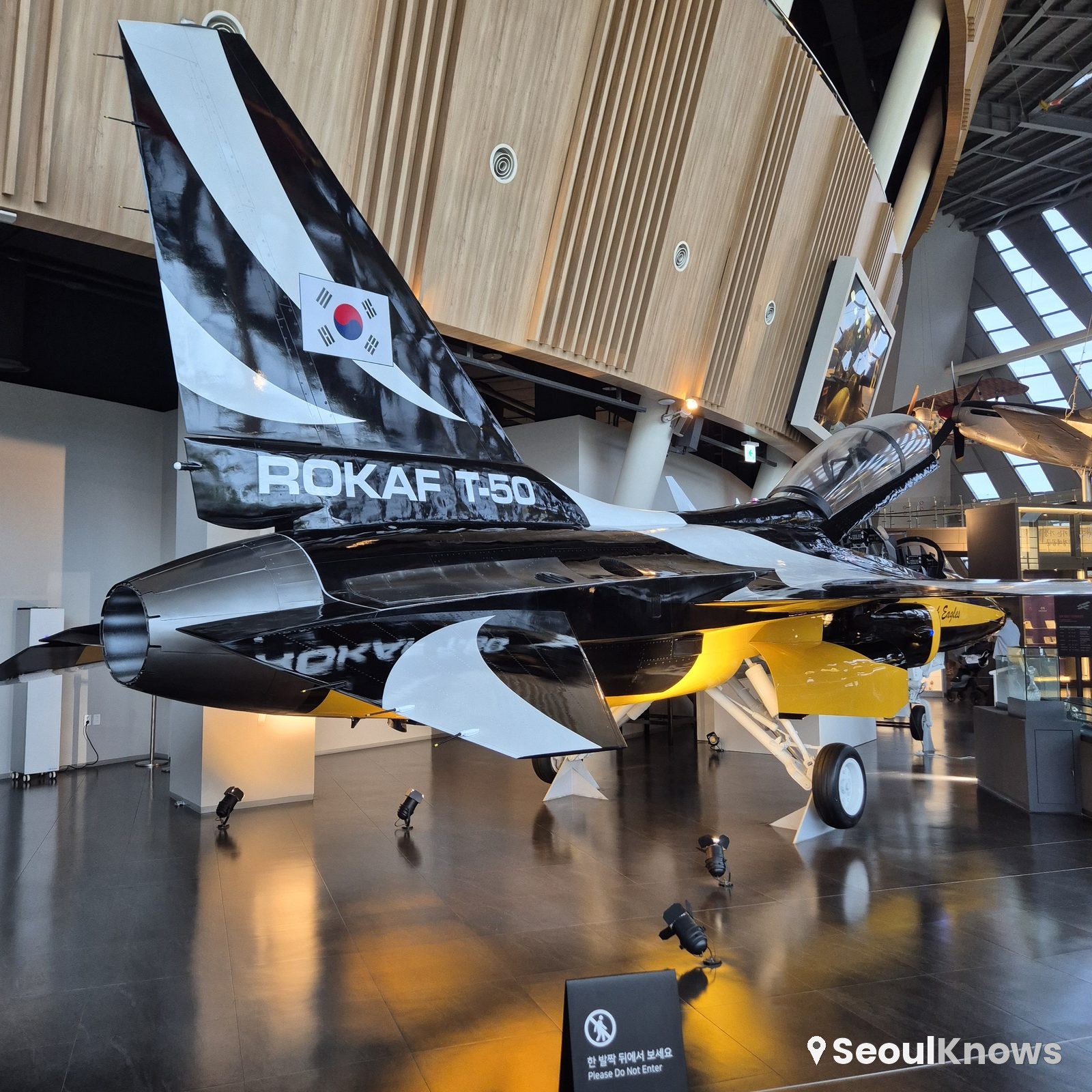 ROKAF T-50 fighter jet display