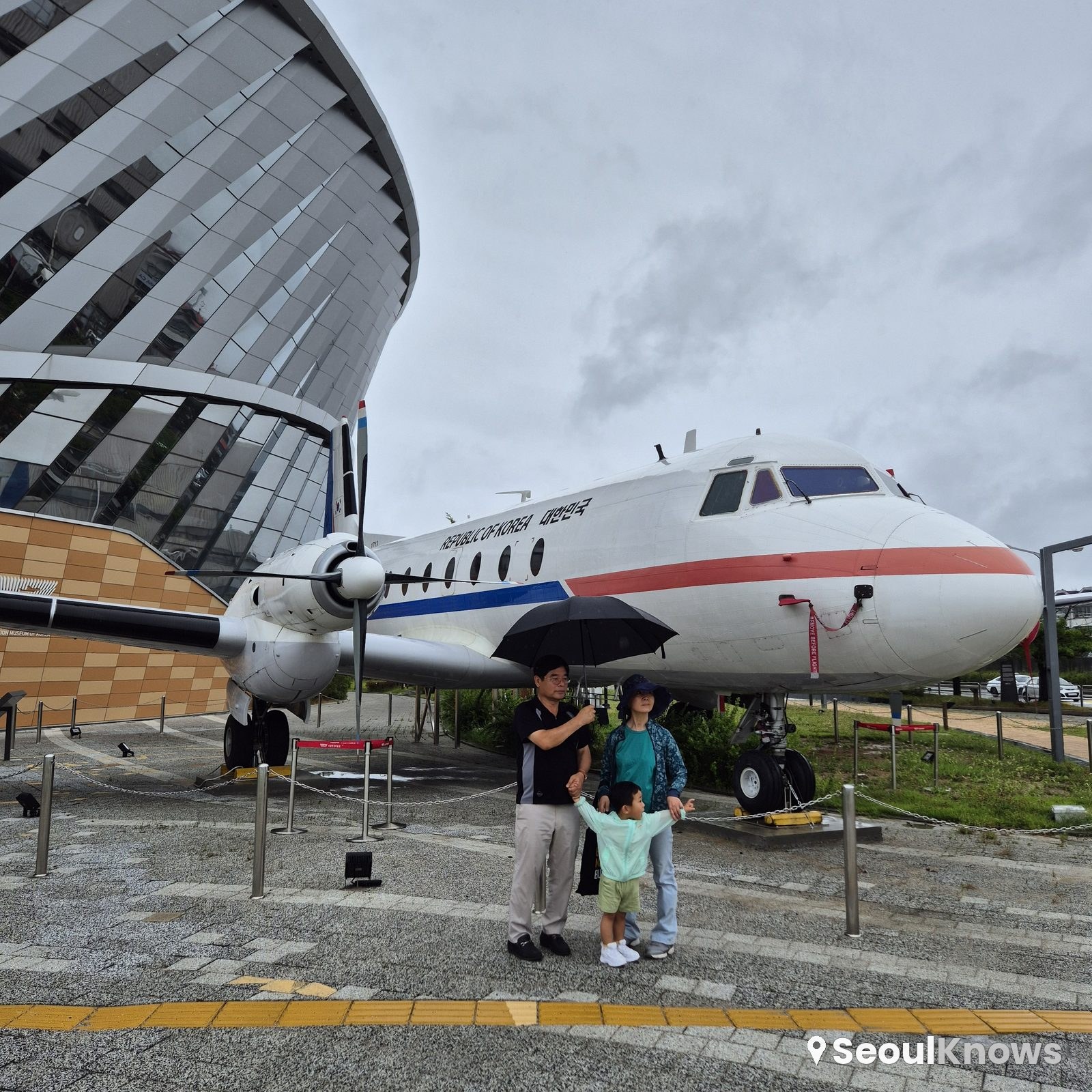 The National Aviation Museum of Korea with a Toddler: Free Exhibits, Planes Everywhere, and a Picnic Zone Near Gimpo Airport