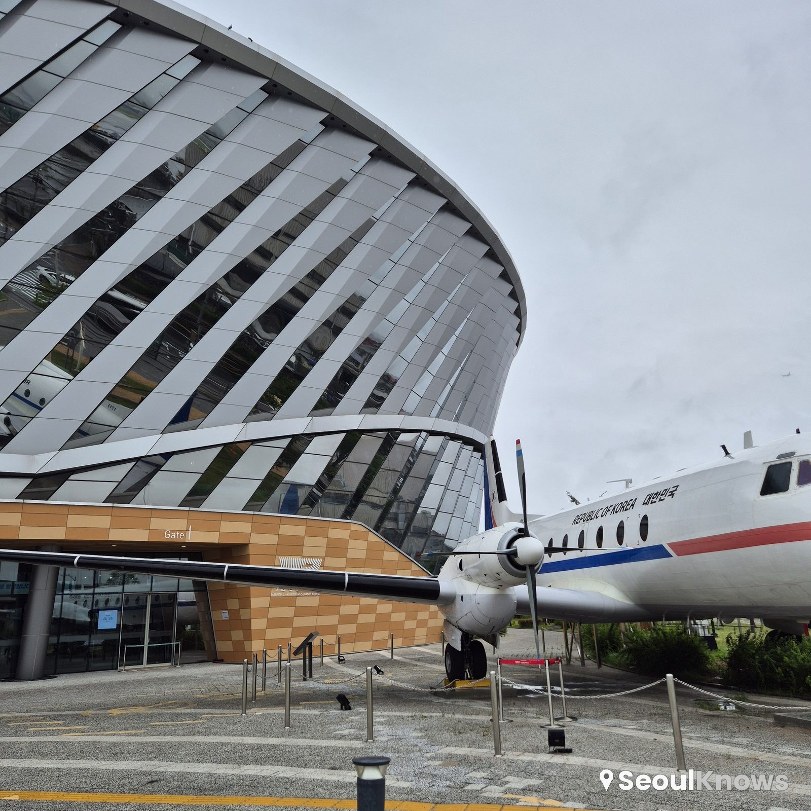 Presidential aircraft exterior at the museum