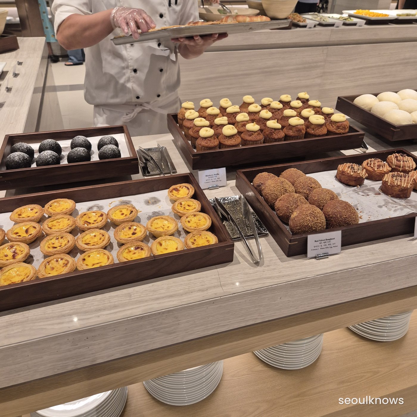 Pastries and mini desserts