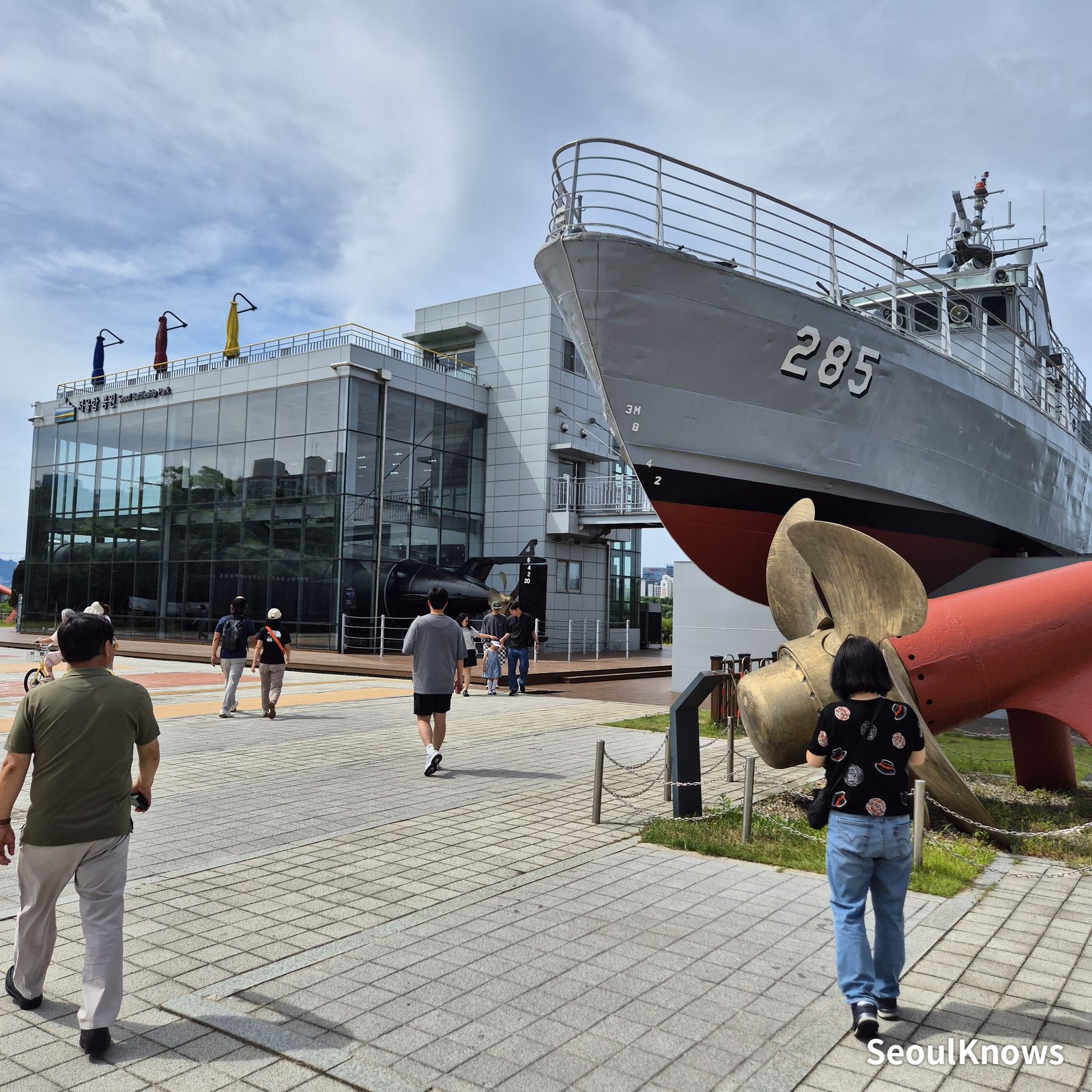 Seoul Battleship Park: stop 3 the chamsuri patrol boat and the yeonpyeong story