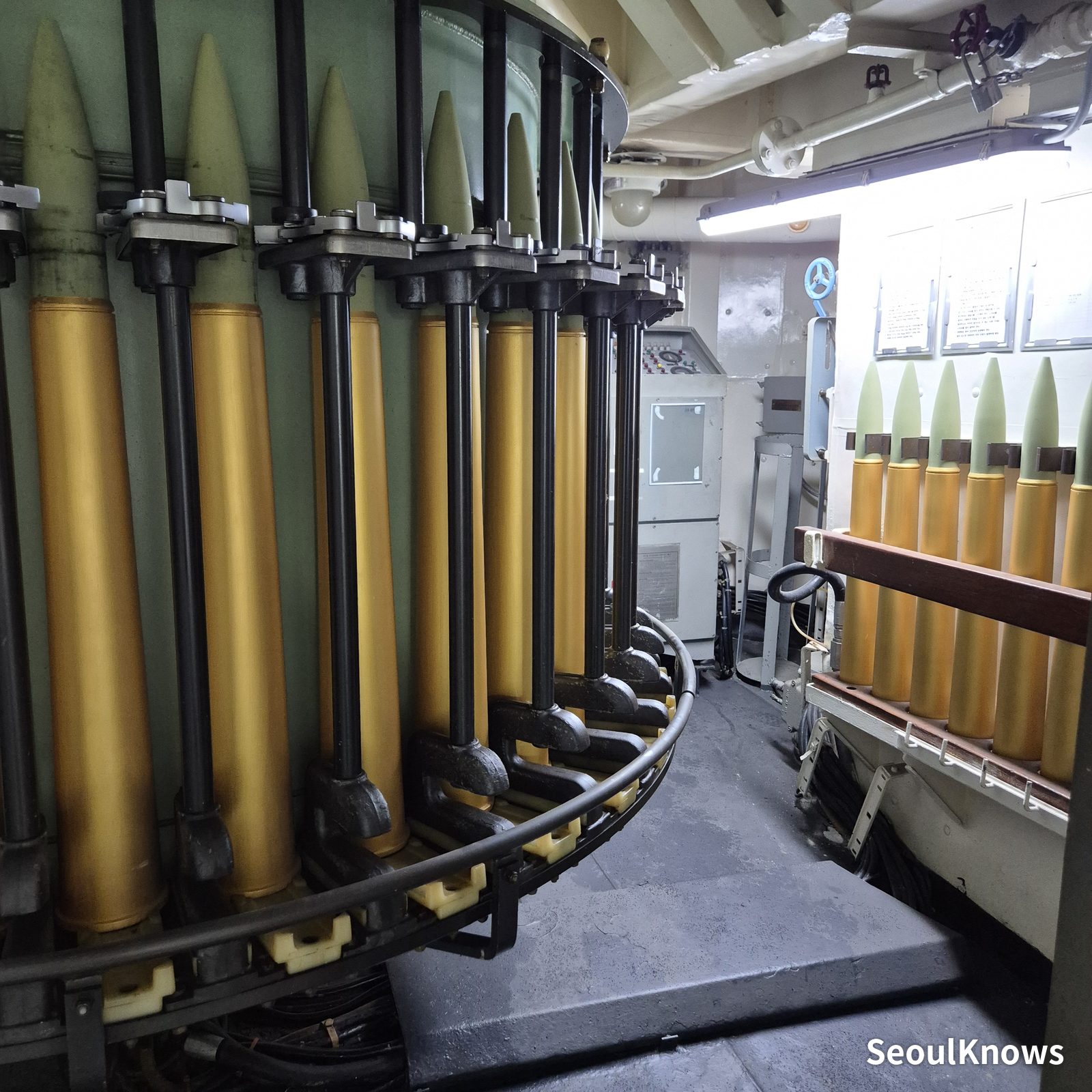 Seoul Battleship Park: stop 4 the highlight: aboard roks seoul (photo 9)