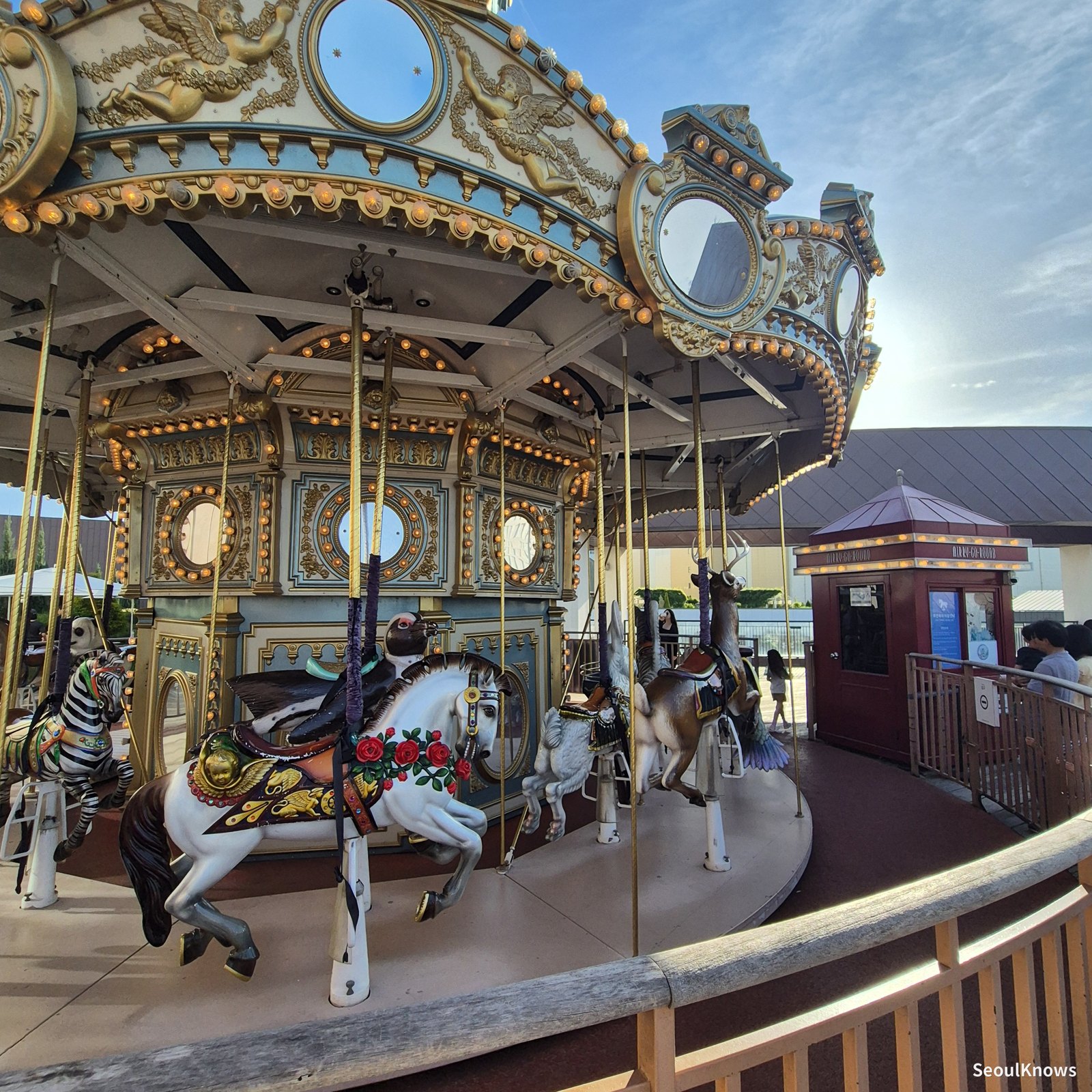 Carousel at Hyundai Premium Outlet Gimpo