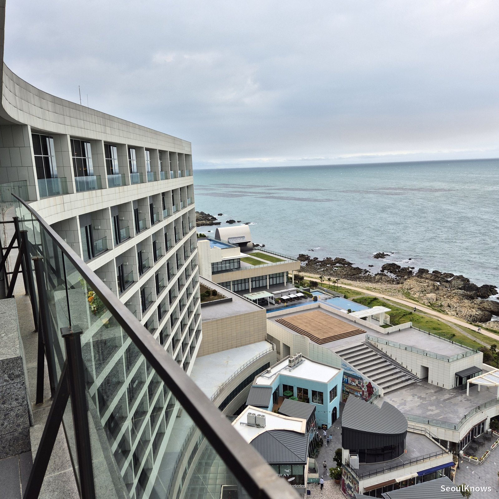 McQueens Grill and Bar ocean view at Ananti at Busan Cove, Gijang, Busan