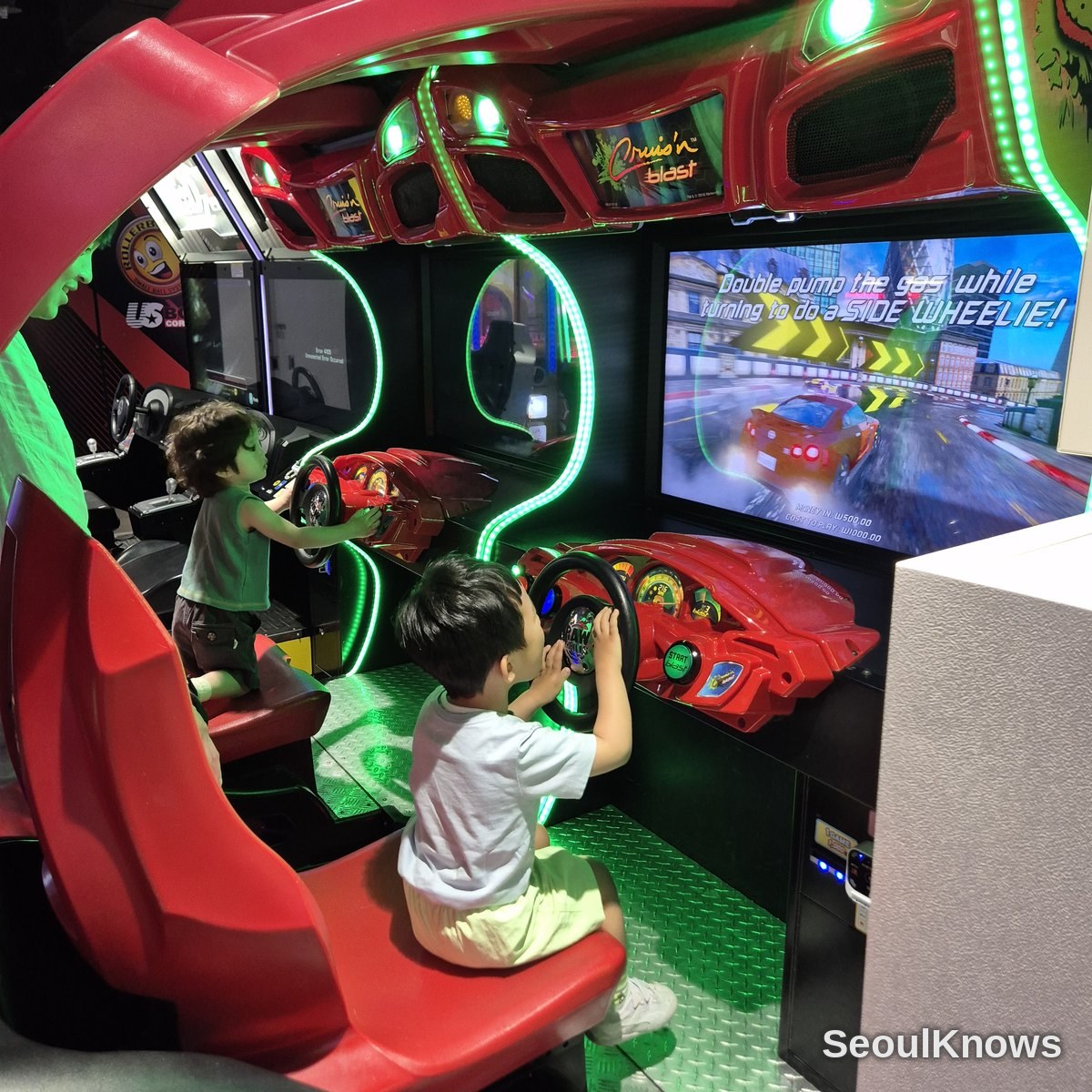 Resom Resort arcade