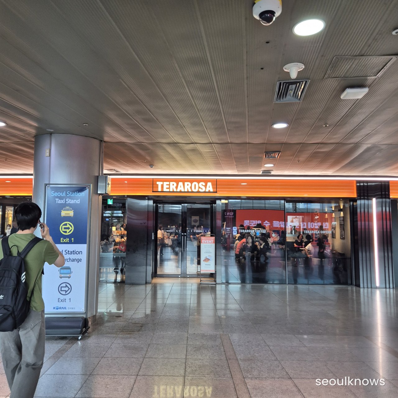 Terarosa specialty coffee at Seoul Station