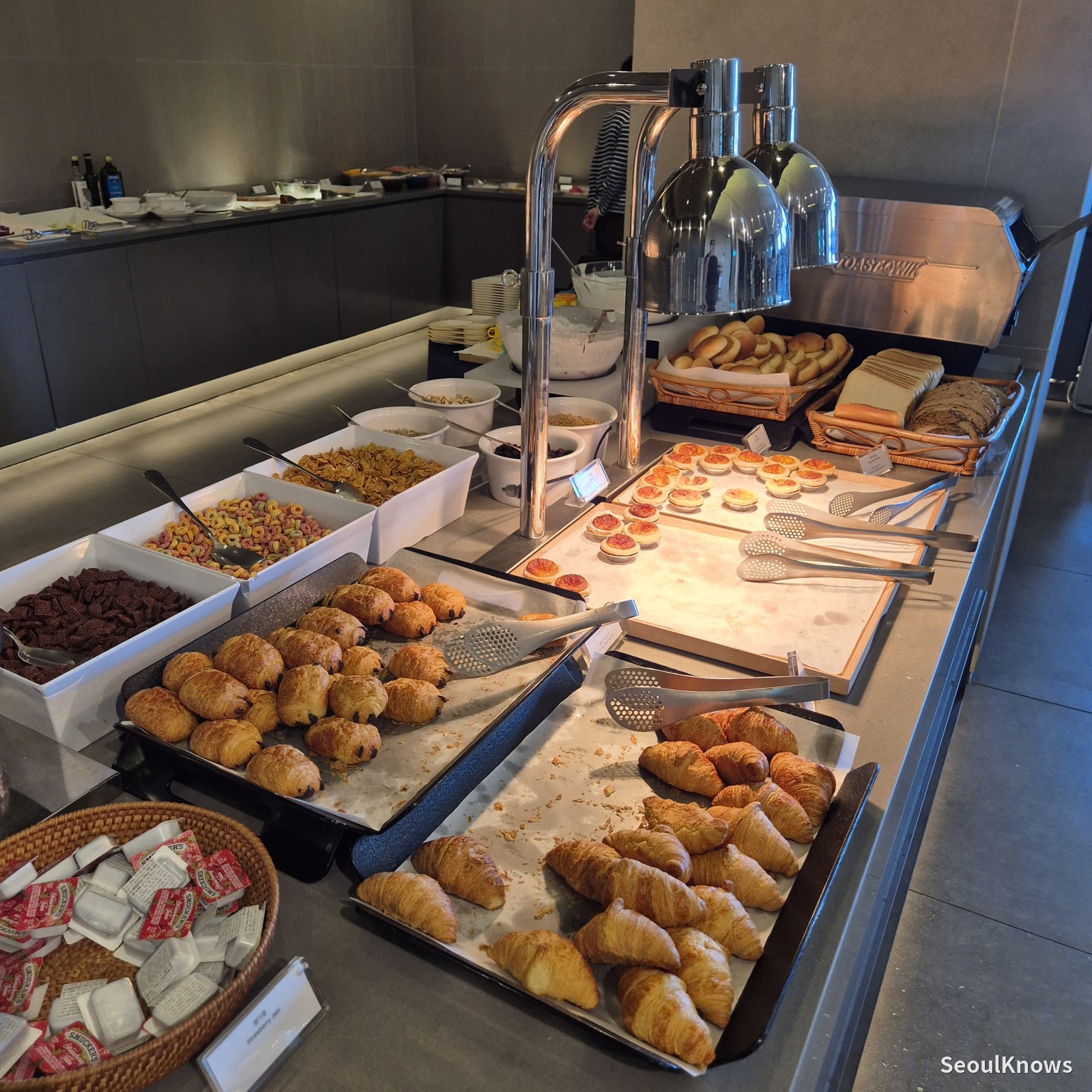 Bakery and pastry corner