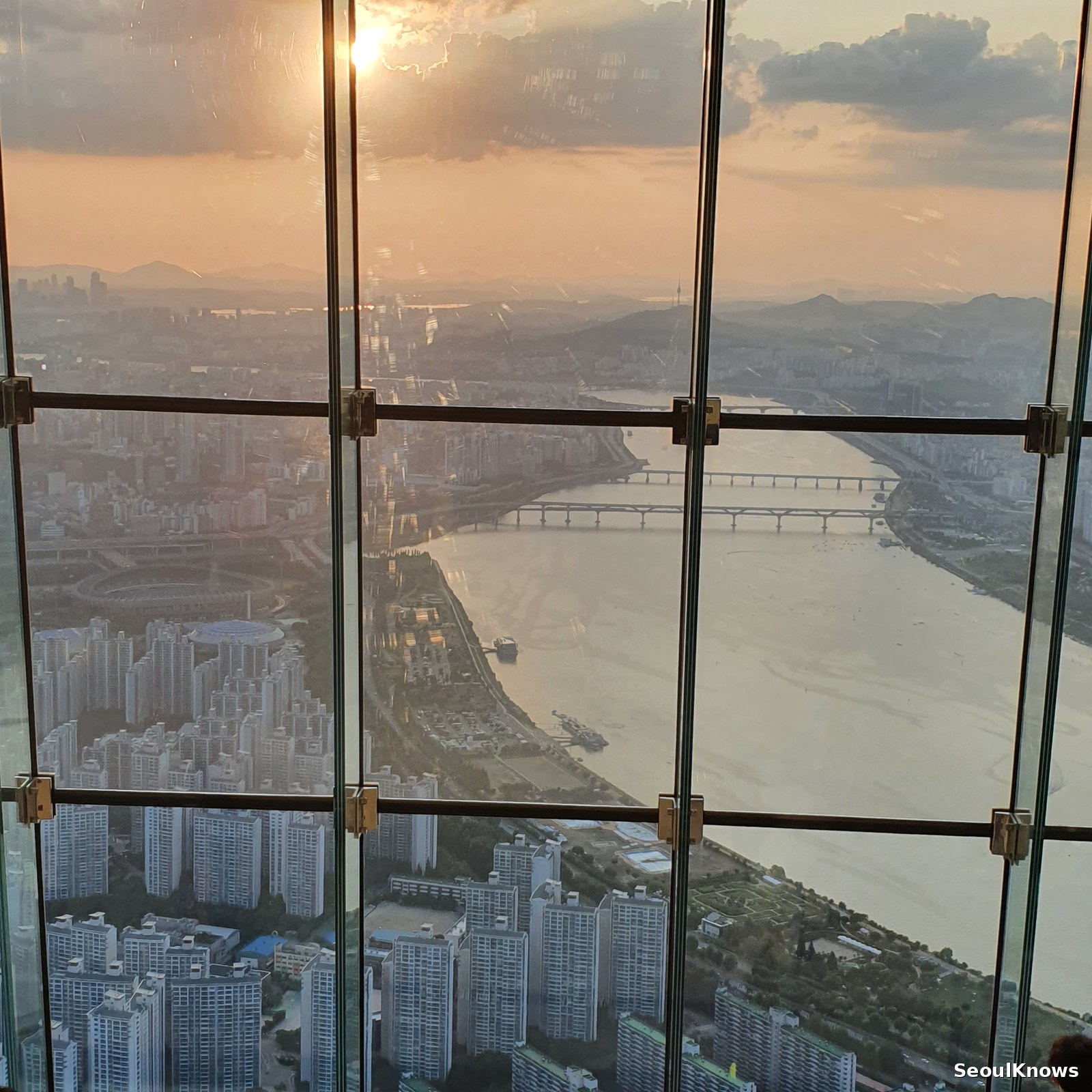 Sunset over the Han River from Seoul Sky