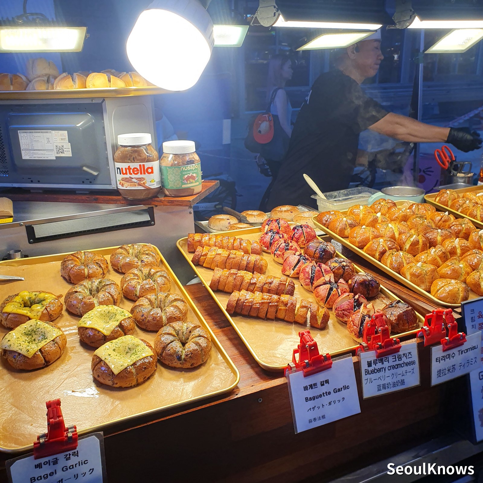 Korean garlic bread street stall