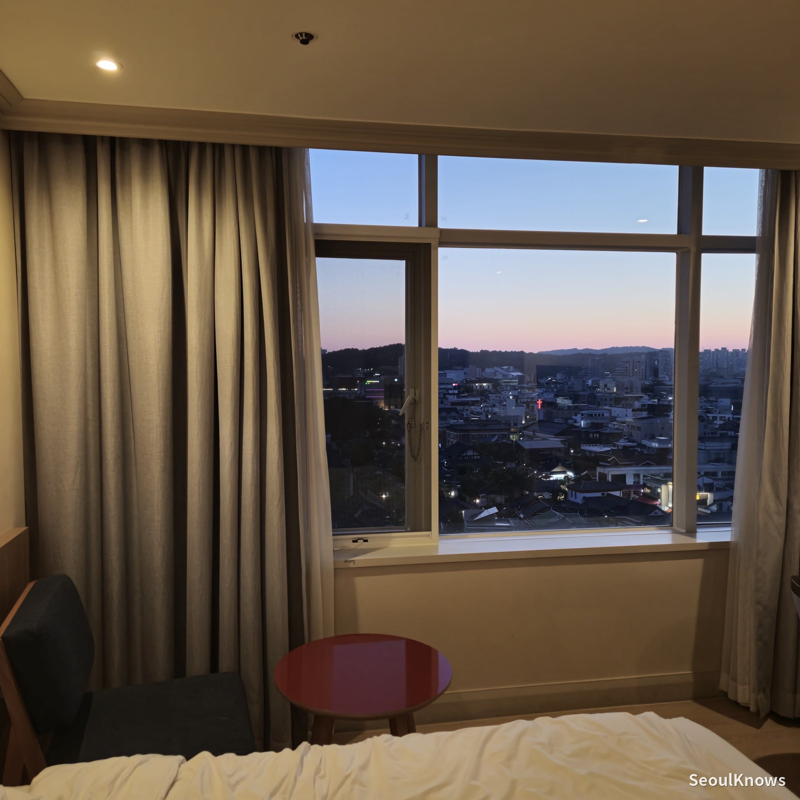 Dusk view over Jeonju from Lahan Hotel