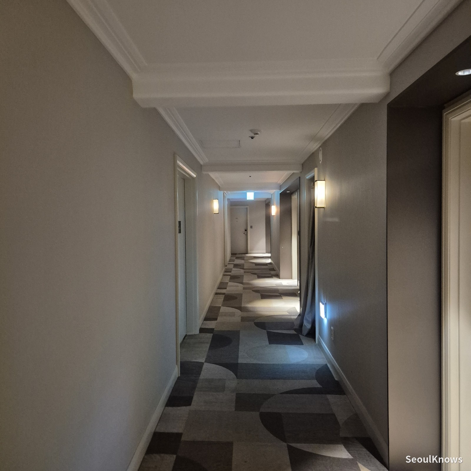 Guest room corridor at Lahan Hotel Jeonju