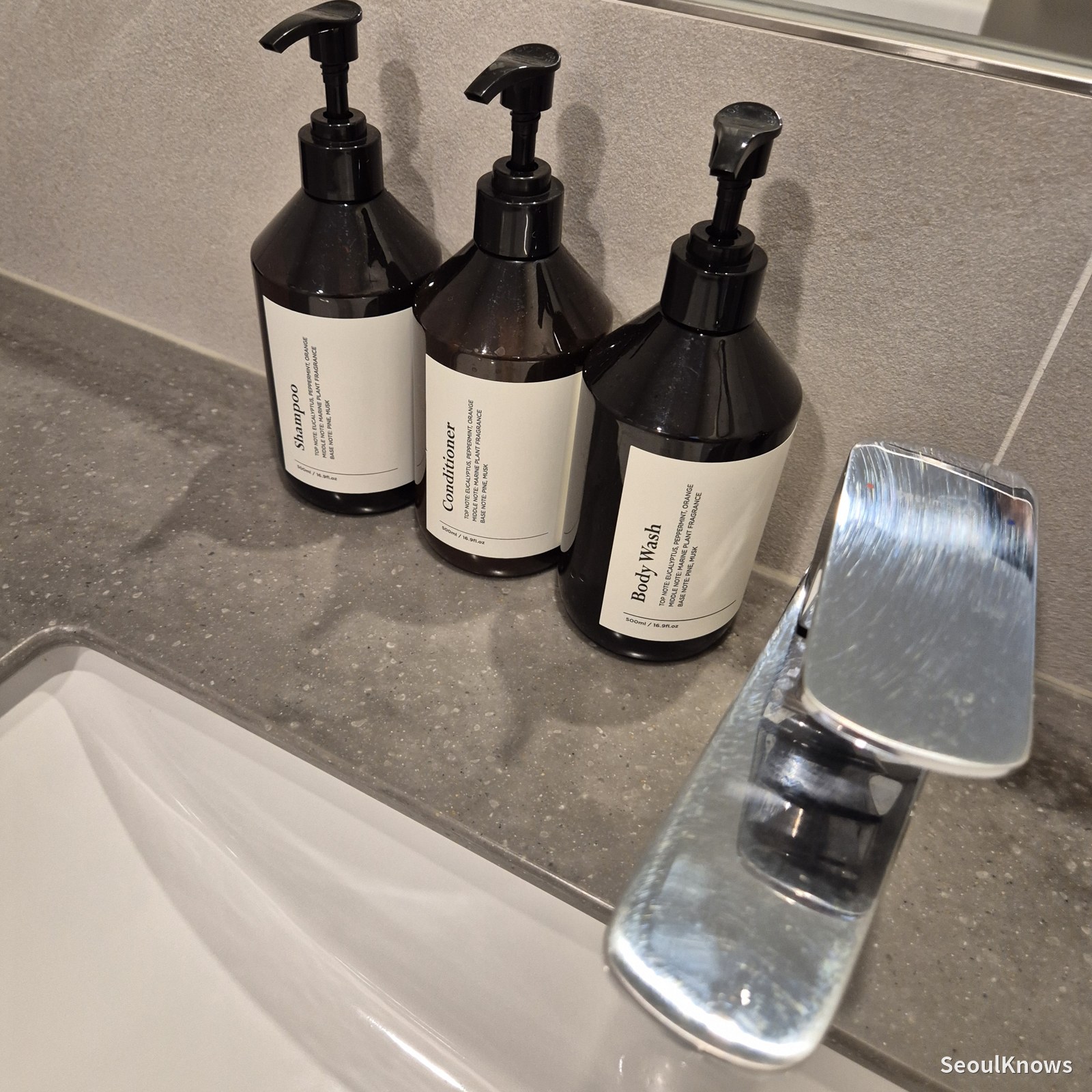 Refillable bathroom amenities