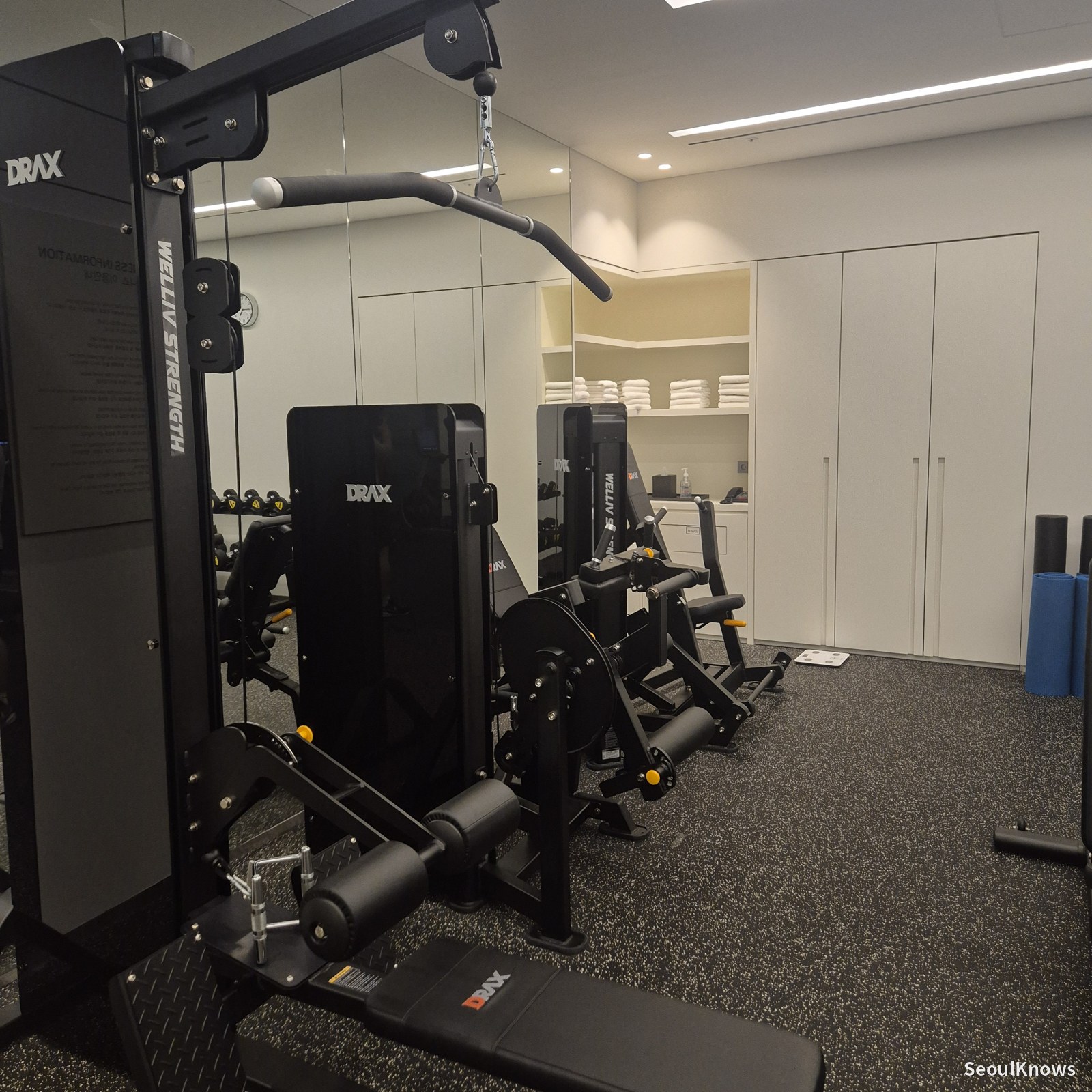 Shilla Stay Jeonju 2nd floor fitness center