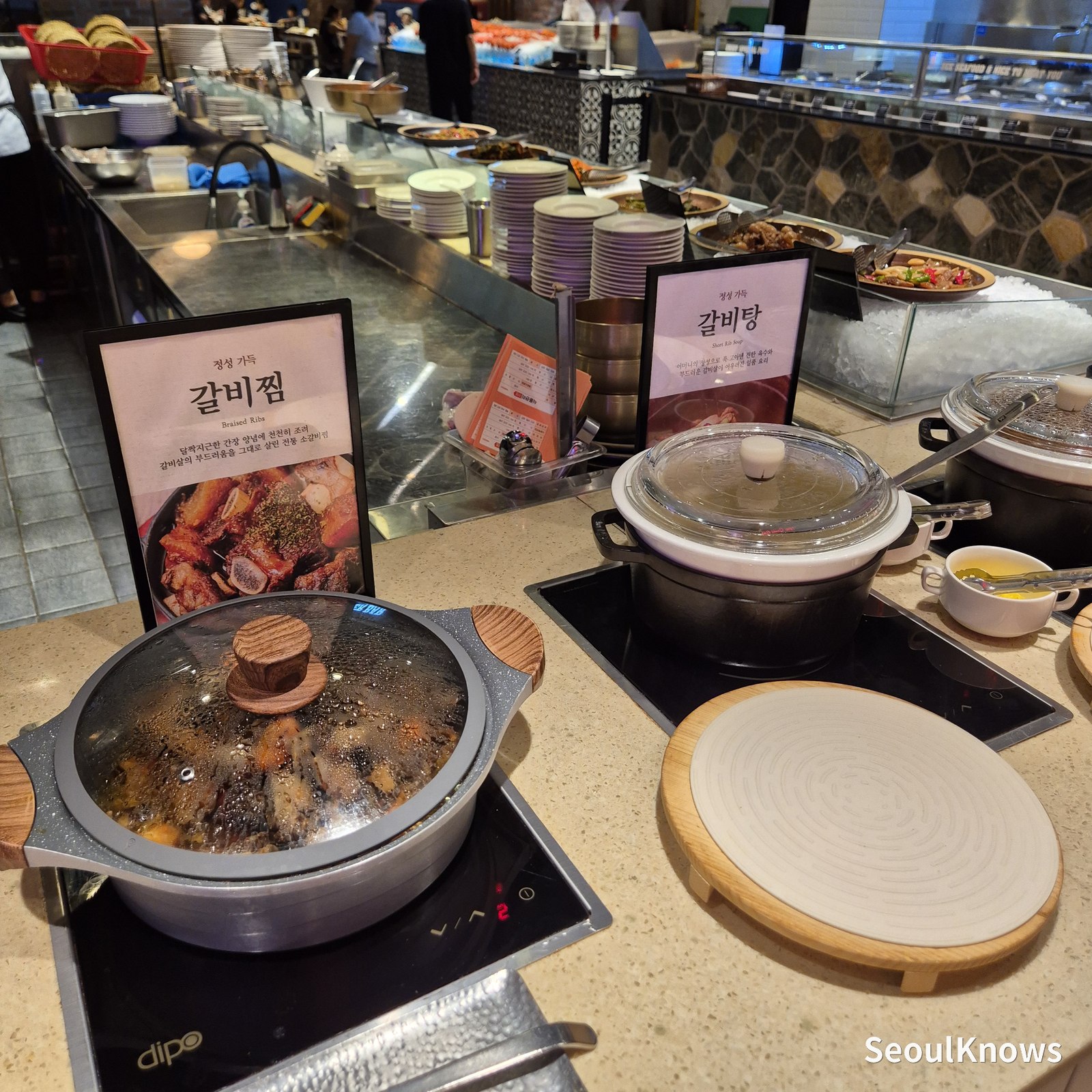 Korean braised short rib at the hot food corner of Viking's Wharf COEX