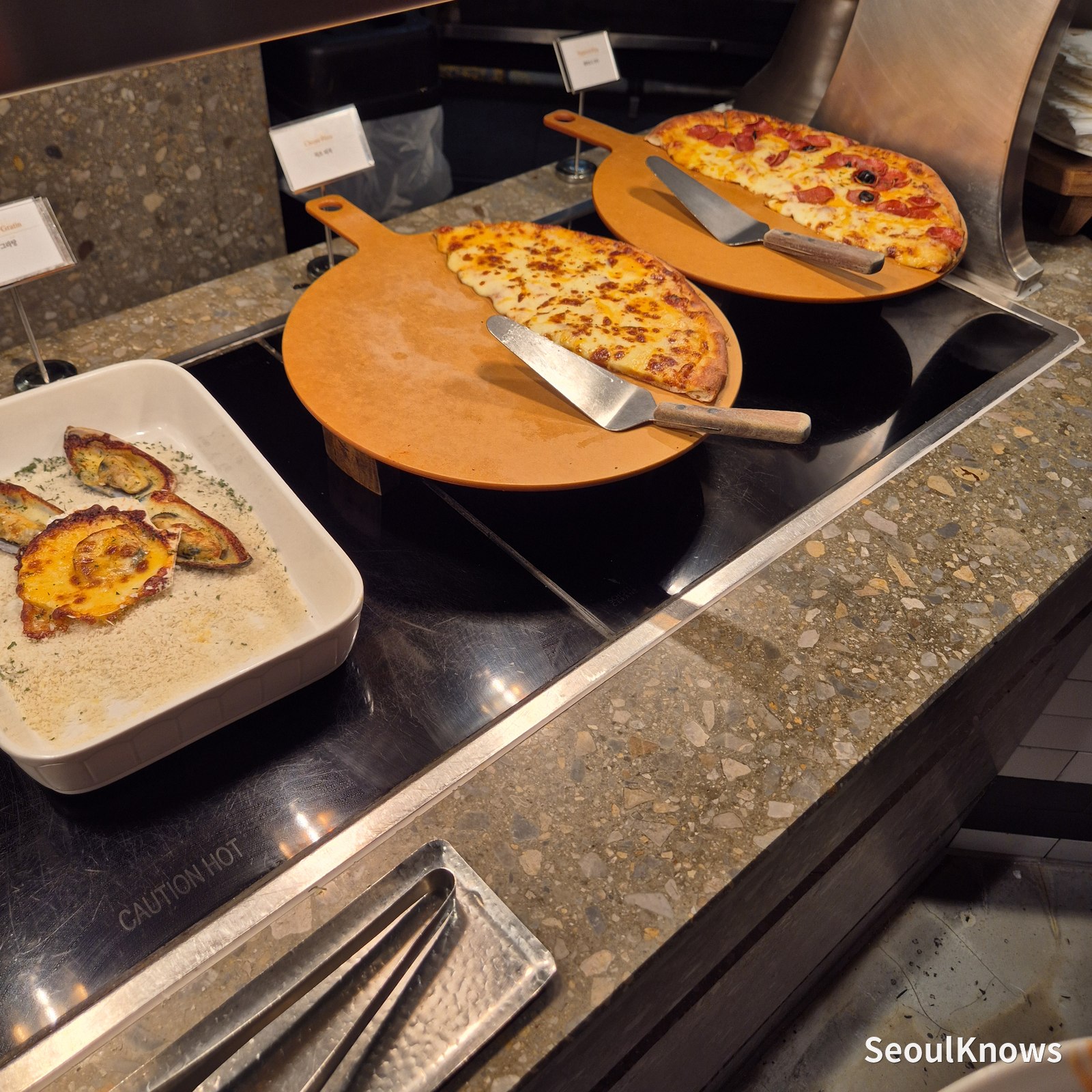 Pizza station at Viking's Wharf COEX