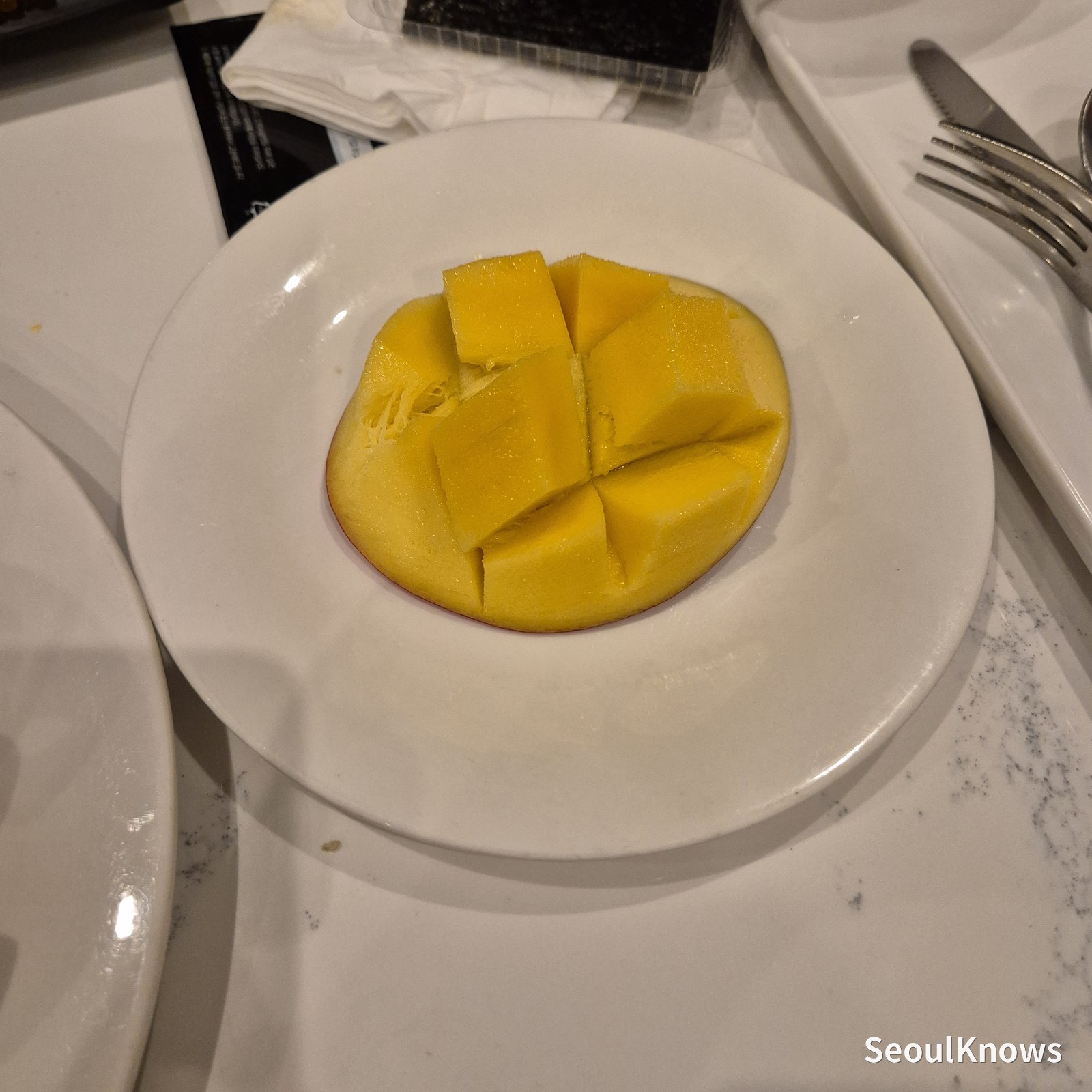 Fresh apple mango at the dessert station of Viking's Wharf COEX