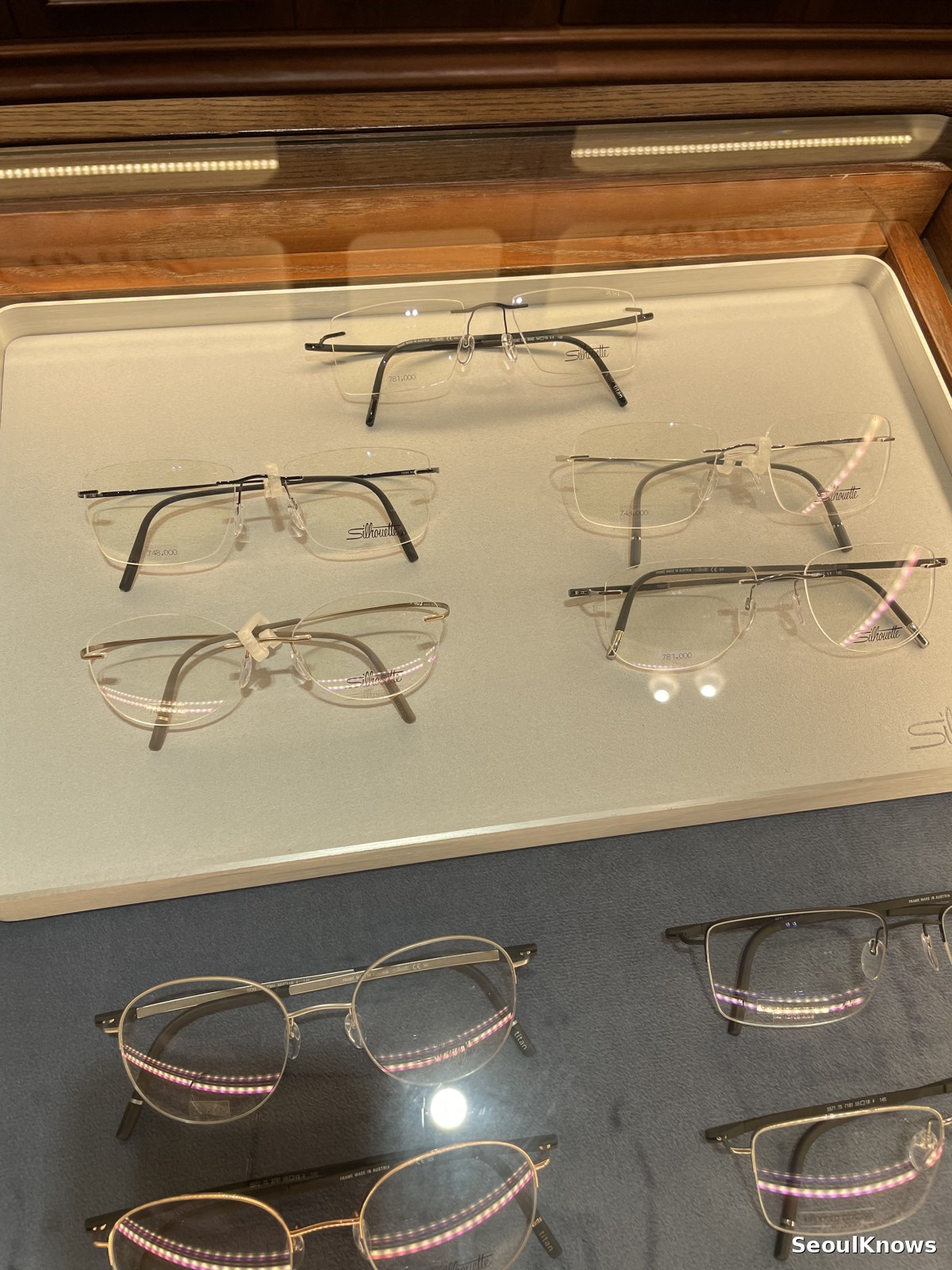 Lightweight titanium eyeglass frames in Korea