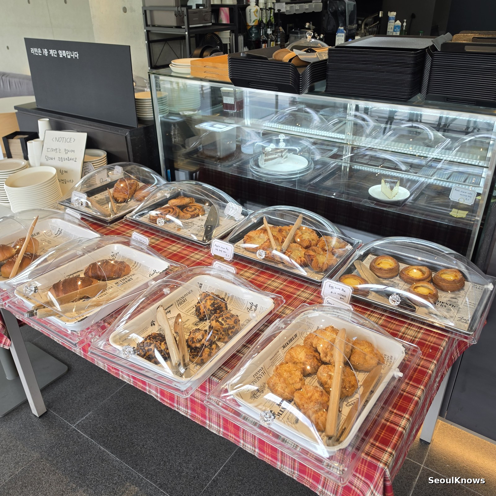 Bakery case with pastries at Golden Tree bakery cafe in Gapyeong
