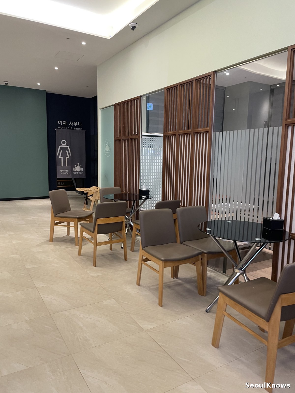 Lounge seating area in a Korean spa